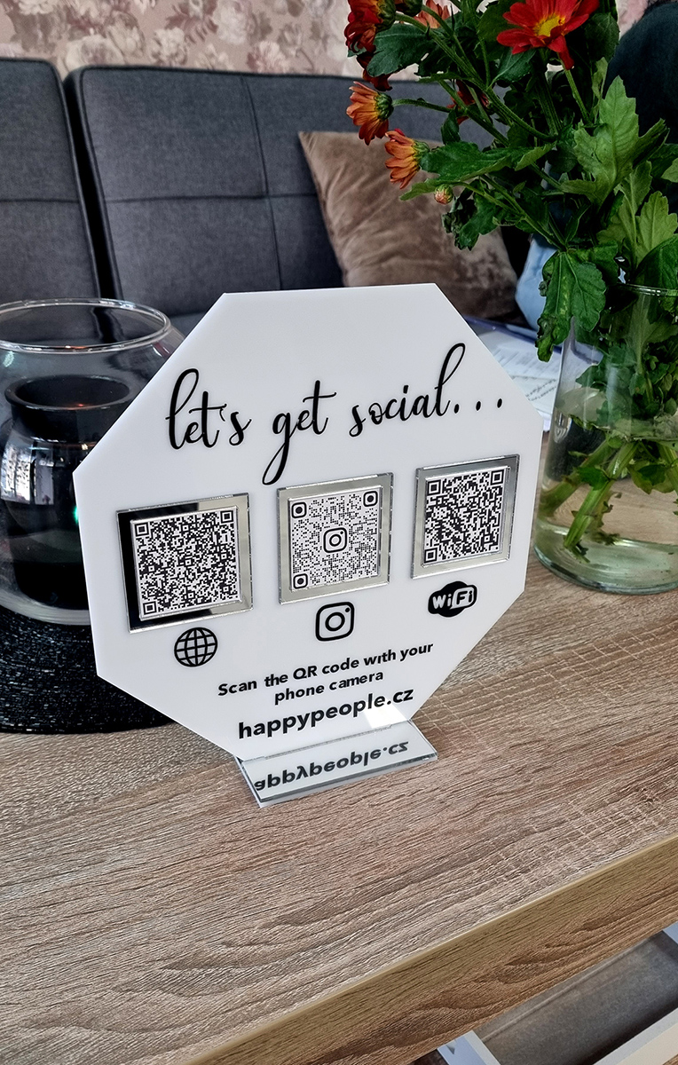 Cedule a tabule QR Code Table Sign